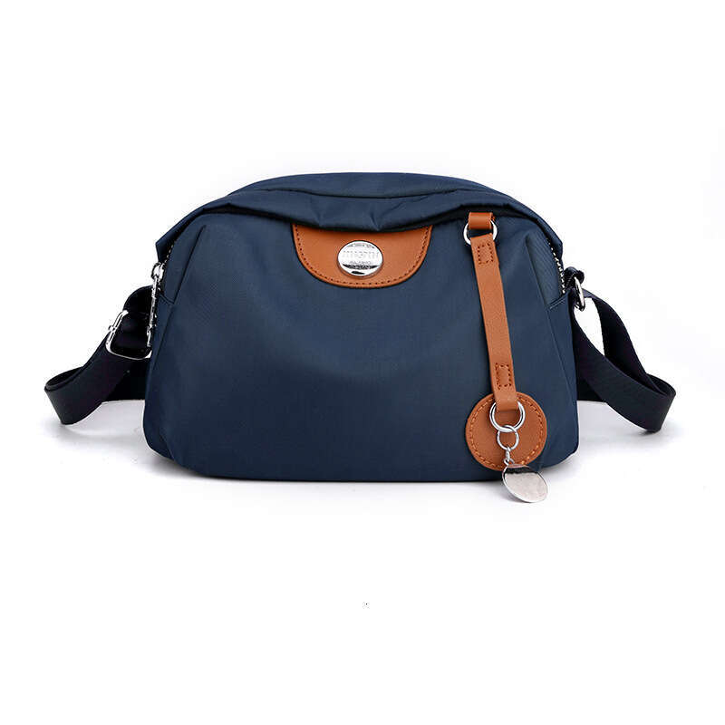 New Women's Nylon Shoulder Simple Contrast Color Large Capacity Crossbody Casual and Lightweight Middle aged Mom's Bag