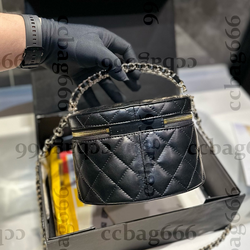 Designer Girls Fold Handle Totes Clutch Bucket Makeup Lunch Box Bags Diamond Lattice Quilted Gold Matelasse Chan Crossbody Zipper Cosmetic Case Vanity Purse 18cm