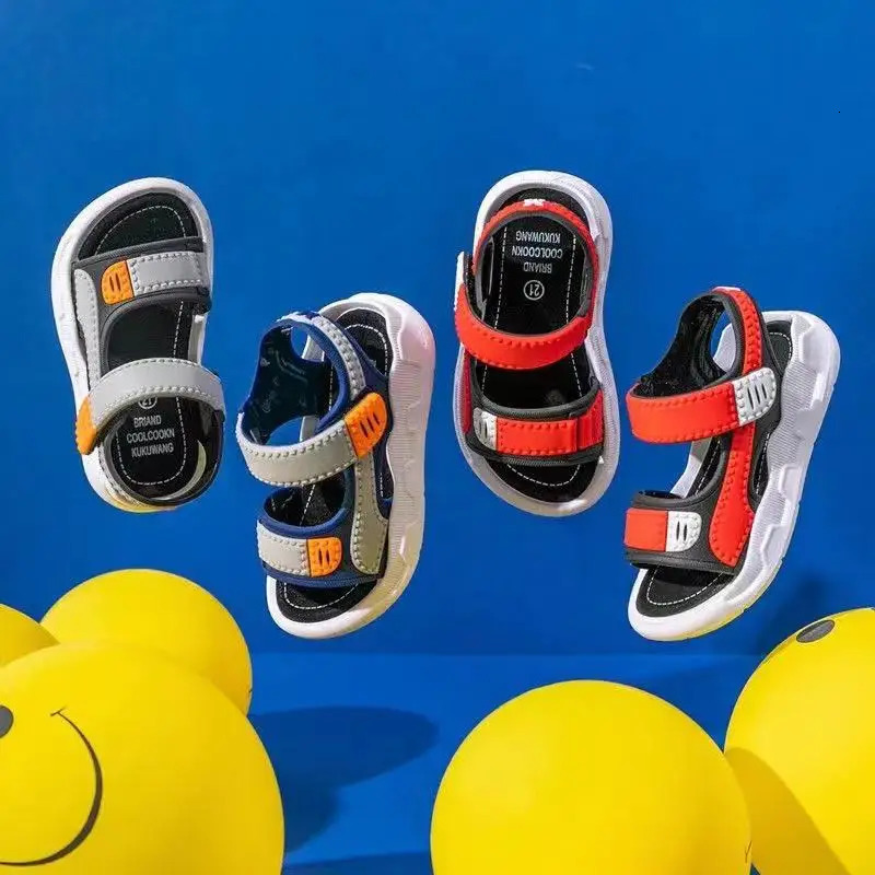 Home Childrens Sandals Summer Style Leather Casual Primary School Students Soft Bottom Beach Boys Sandals 250326