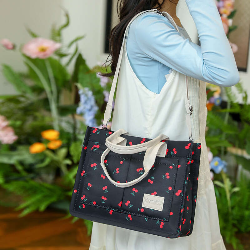 New high-capacity printed handbag, women's shoulder trendy crossbody bag, travel tote bag