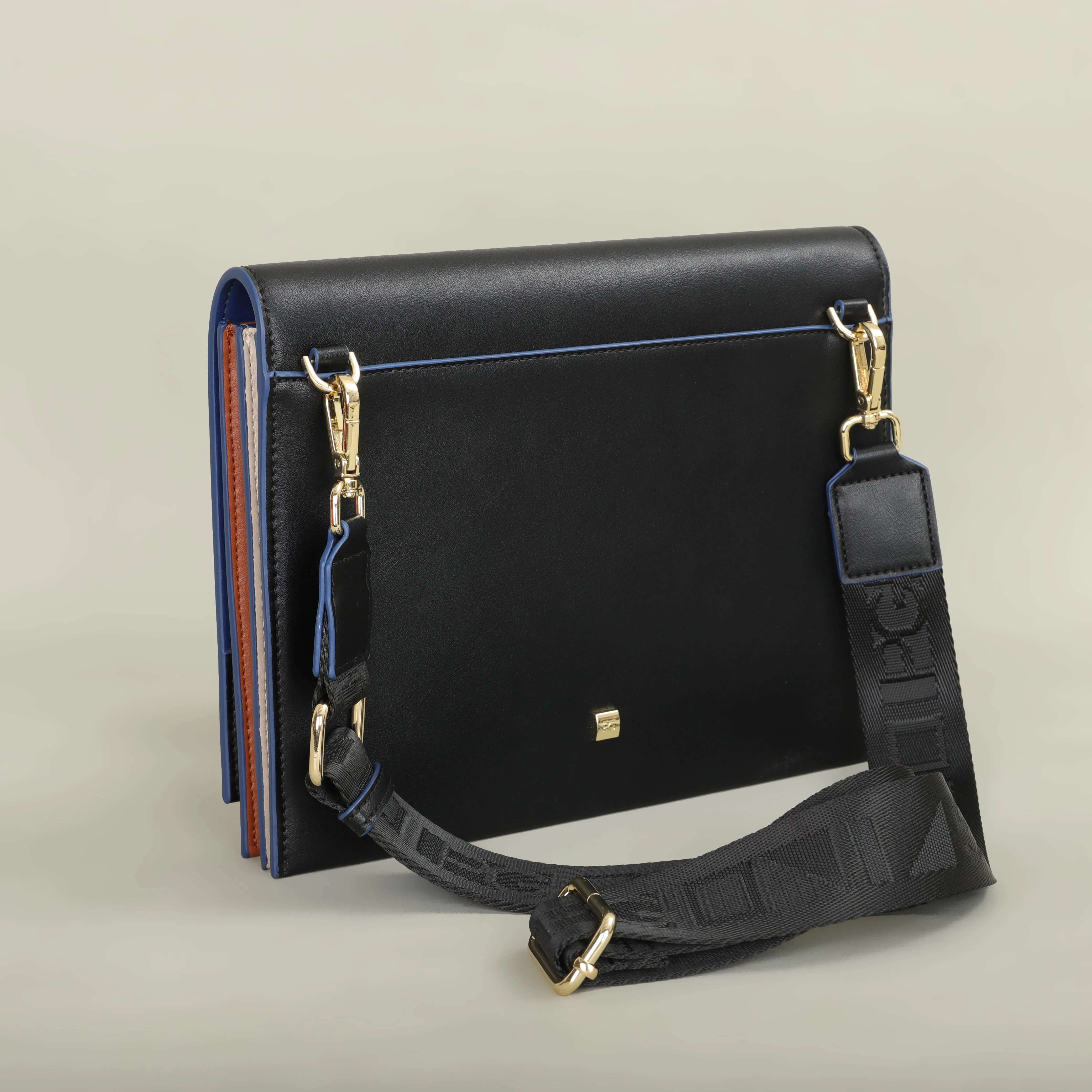 PATSY PG G Single Shoulder Crossbody Square Bag Fashionable Soft PU Leather Suitable For Men And Women