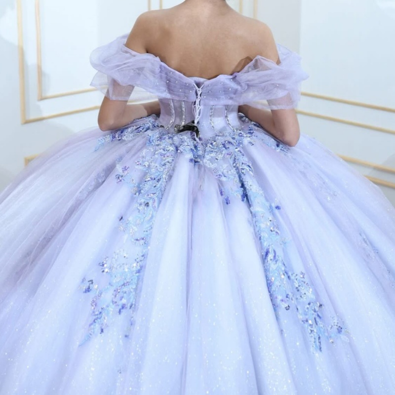 Light Lilac Shiny Quinceanera Dresses Off Shoulder Ball Gown Sweet 16 Dress Beads Sequin Appliques Lace Tull Birthday Party Vestidos De 15 De Anos