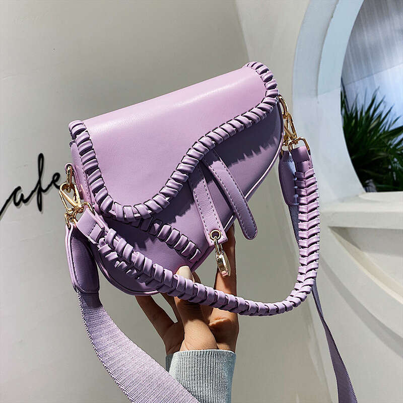 13 2021 Women's Autumn New Fashion One Shoulder Crossbody Personalized Saddle Korean Solid Color Art Trendy Bag for Women