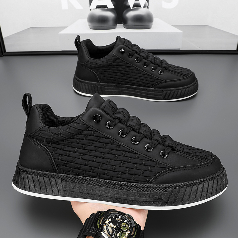 Designer Shoes Pure Black Single Foot Low Cut Men's Board Shoes Personalized Street Fashion Casual Shoes Black Outdoor Men's Sports Shoes