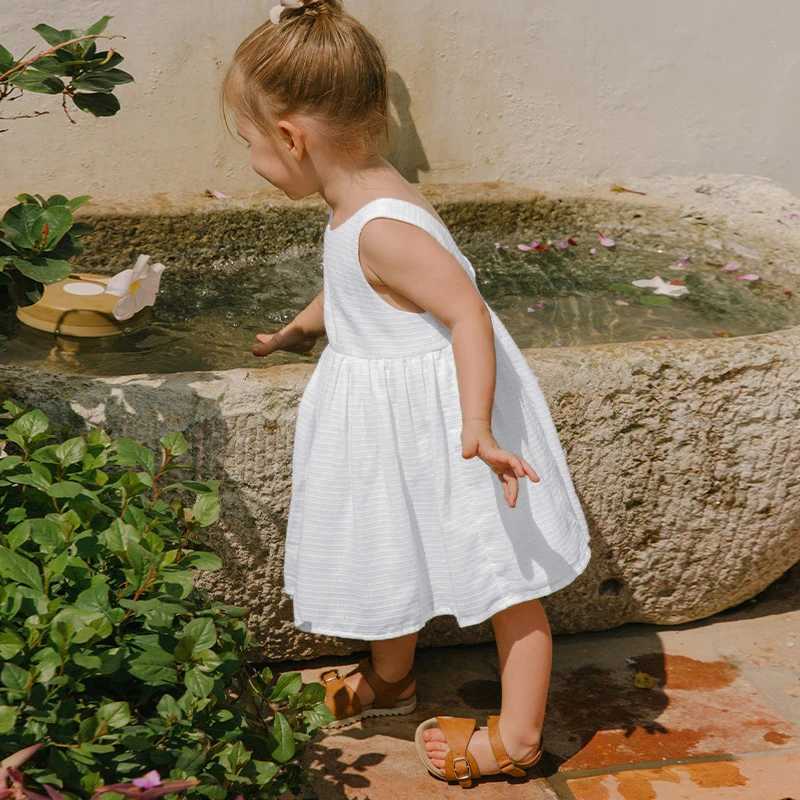 Girls textured cotton sleeveless white dress 2024 summer new item for young children baby girls round neck button low back childrens dress TZ79 W25032