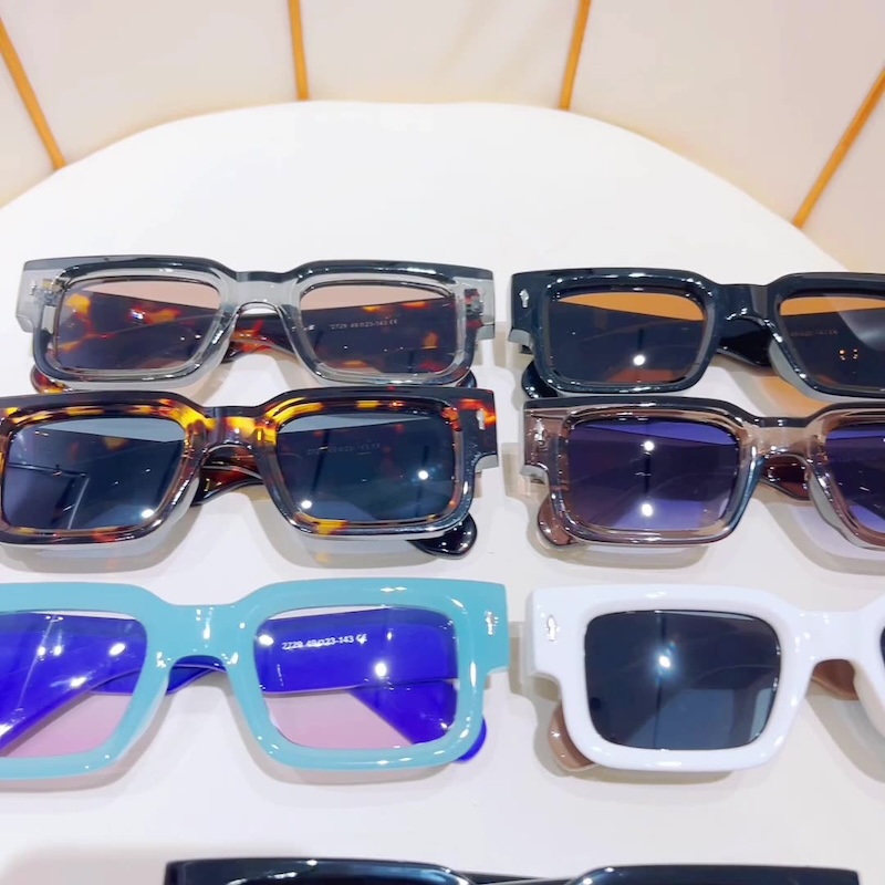 New Vintage Small Square Sunglasses For Men Women Fashion Retro Thick Edge Frame Luxury Male Sun Glasses Shades UV400 Eyeglasses IVISTA