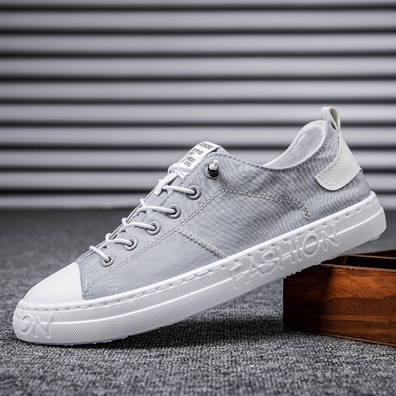 Designer Shoes Men's Summer Breathable And Comfortable Old Beijing Cloth Single Foot Lazy Canvas Sneakers Fashionable And Versatile White Small C