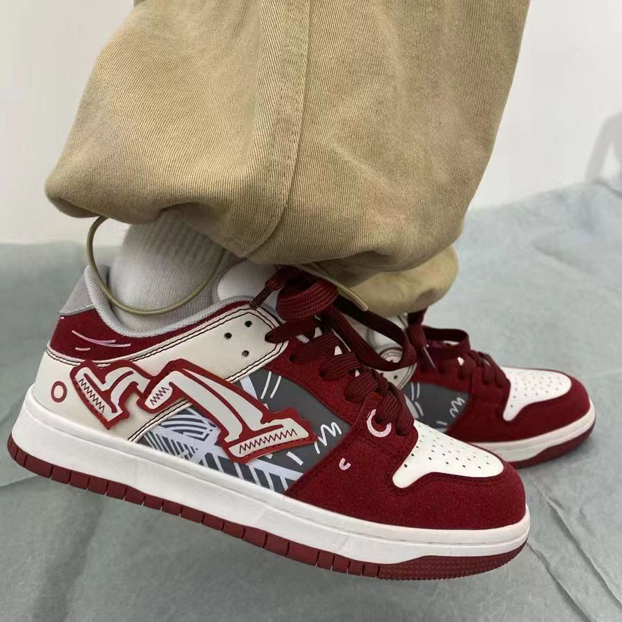 Designer Shoes New China Fashion Institute Style Red Outdoor Leisure Moral Training Shoes Men's And Women's Skateboarding Shoes