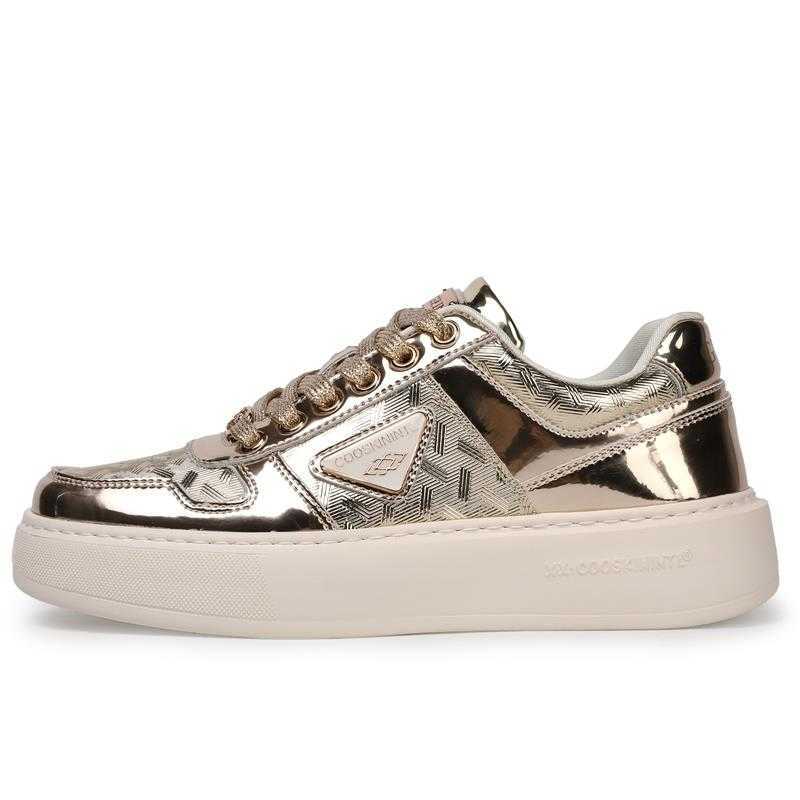 2025 Fashion Designer Shoes Gold Silver White Black Sneakers Casual Shoes Men Women Designer shoes High quality lightweight rubber soled shoes Sizes 3