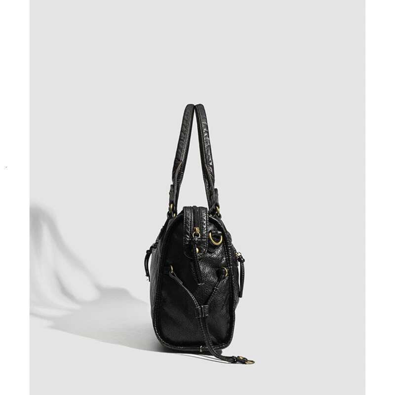 Soft Leather French Retro Locomotive Women's Shoulder Messenger Tote Large Capacity Bag Washing
