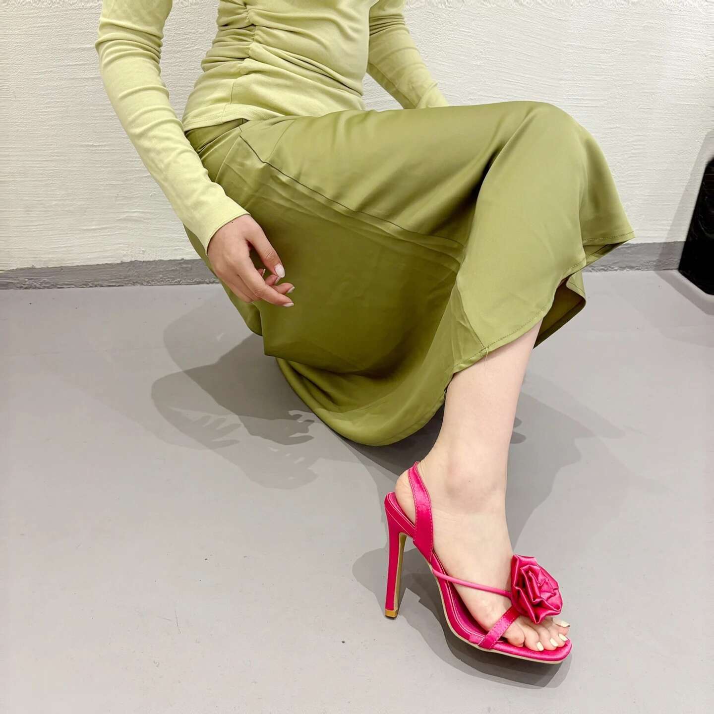 Sexy Roses Stiletto Women High Heels Sandals Elegant Square Open Toe Sgback Ladies Dress Wedding Party Shoes