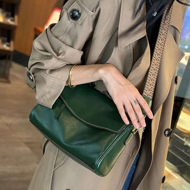 Women's Leather 2025 New Casual Crossbody Cowhide Retro Underarm Senior Sense Shoulder Fashion Eco Bag