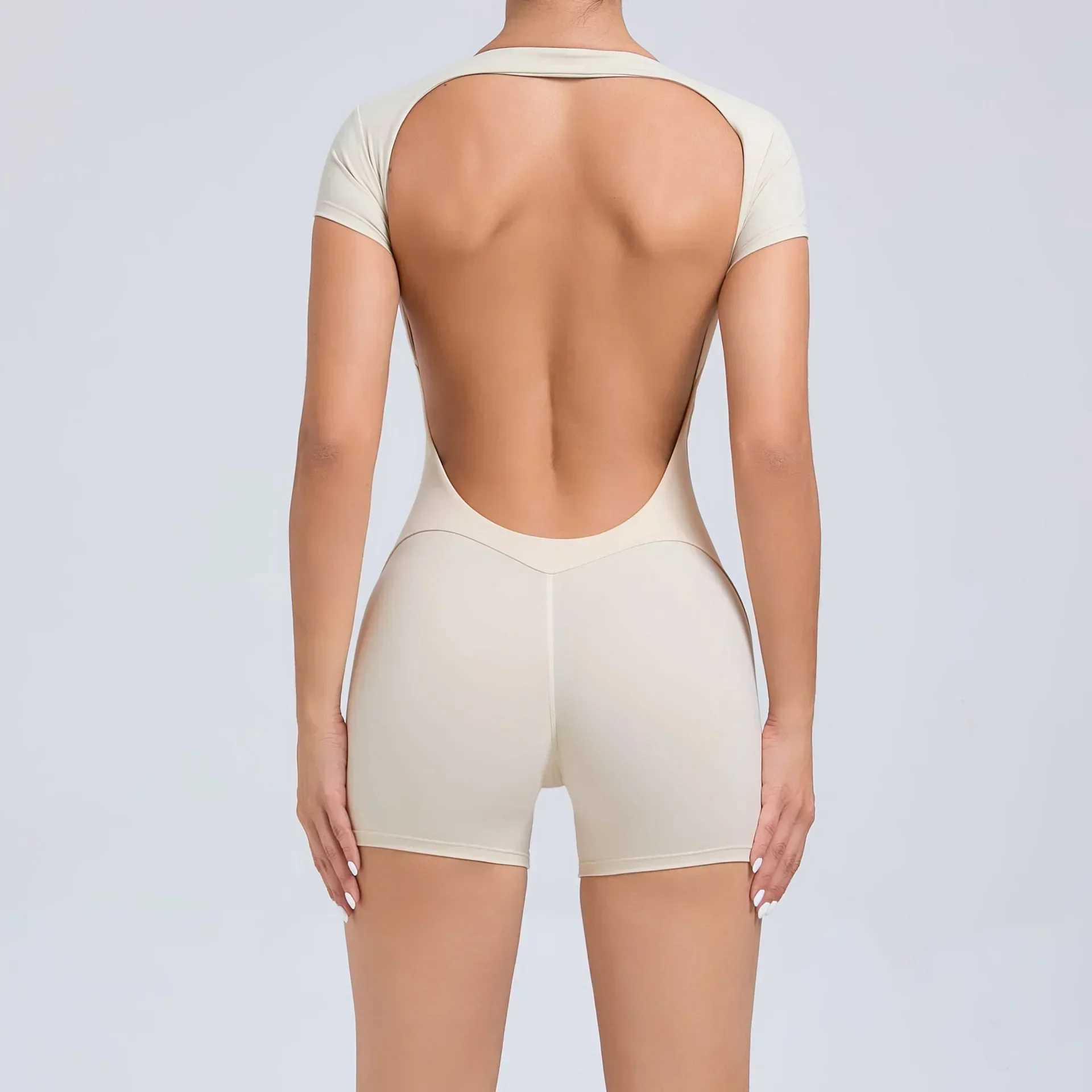 Seamless yoga jumpsuit for exercise and fitness hip lifting short sleeved backless integrated fitness leg track and field W250326