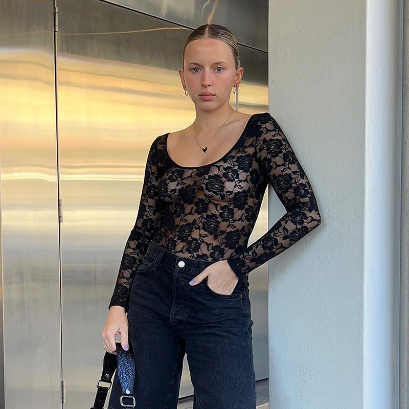 2025S Fashion Designer Q TP Women S Spring Summer New Collection Solid Color Big U Neck Lace Sexy T Shirt Top For Women