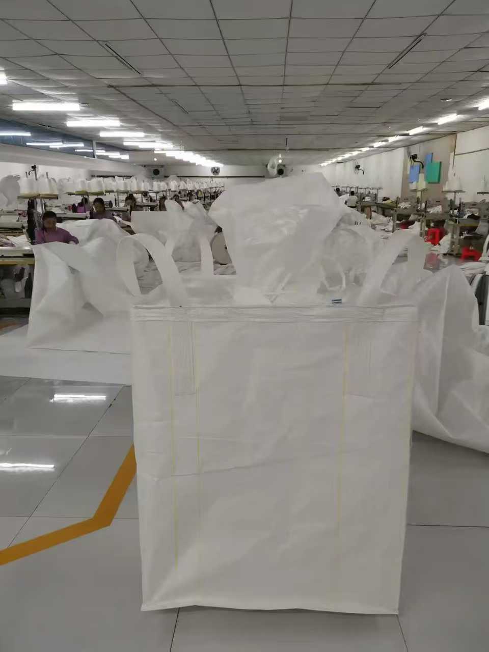 White Thickened Wear-Resistant Ton Bag with Large Flat Bottom Design for Enhanced Durability