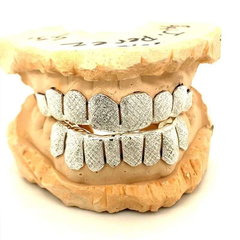 Custom S925 Silver 10k 14k 18k Solid Gold Grillz Teeth Iced Out Vvs Moissanite Lab Natural Diamond Grillz for Teeth