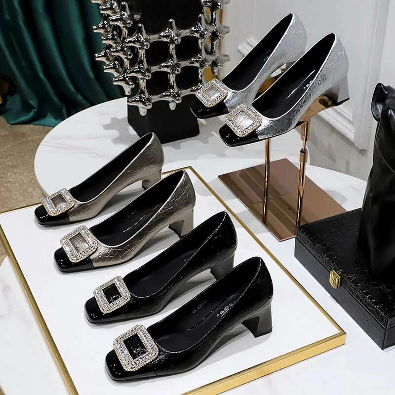 BIGTREE Fashion Metal Crystal Splice Women Pumps Kitten Thick Heel Elegant Party Ladies Shoes atos De Mujer