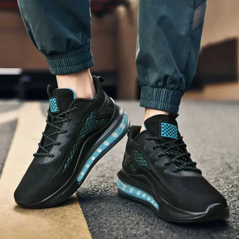 Mens casual sports shoes light sports shoes e outdoor breathable mesh black running shoes sports jogging training shoesC250325