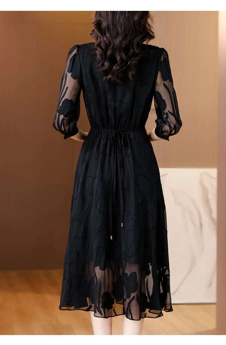2024 Spring/Summer New Black Silk Short sleeved Dress for Women's Loose Large Solid Color Mesh Spliced V-neck Knee Length Skirt