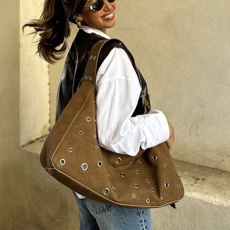 Design Rivet 2025 New Suede Hollow Handbag Wide Shoulder Strap Underarm Brown Brand Tote Box Storage Bag