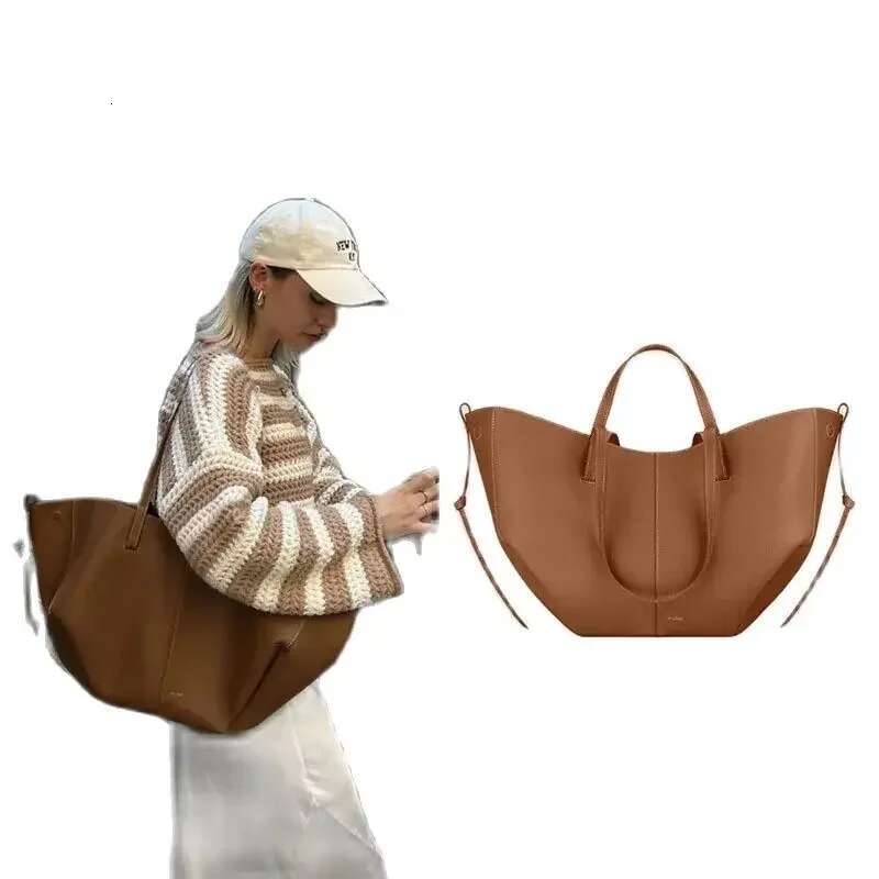 2025 New French Niche Tote Bag, Cyme Light Retro European And American Hand-Held One Shoulder Bucket Armpit Bag