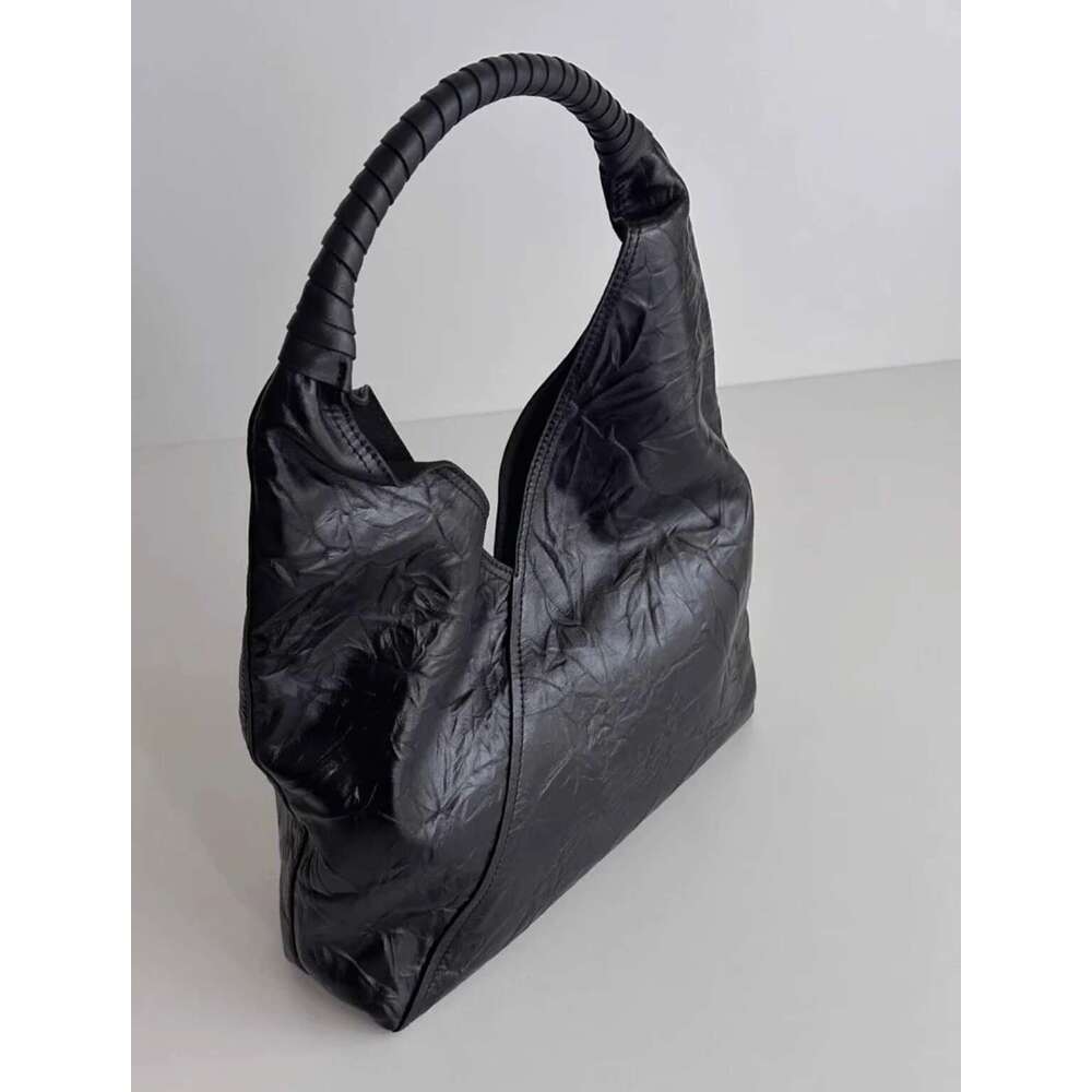Women's Bags Women's Bags Super Hot Water Bucket For Women New Style, Popular This Year, High-End Sense, Niche Pleated Single Shoulder Tote 