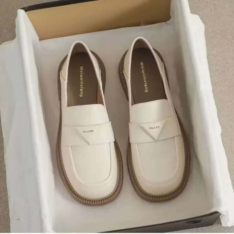 hot Black Round Toe Flats: Soft Sole Women's Leather Loafers, Oversized British Casual Shoes - Low Heel Summer Style