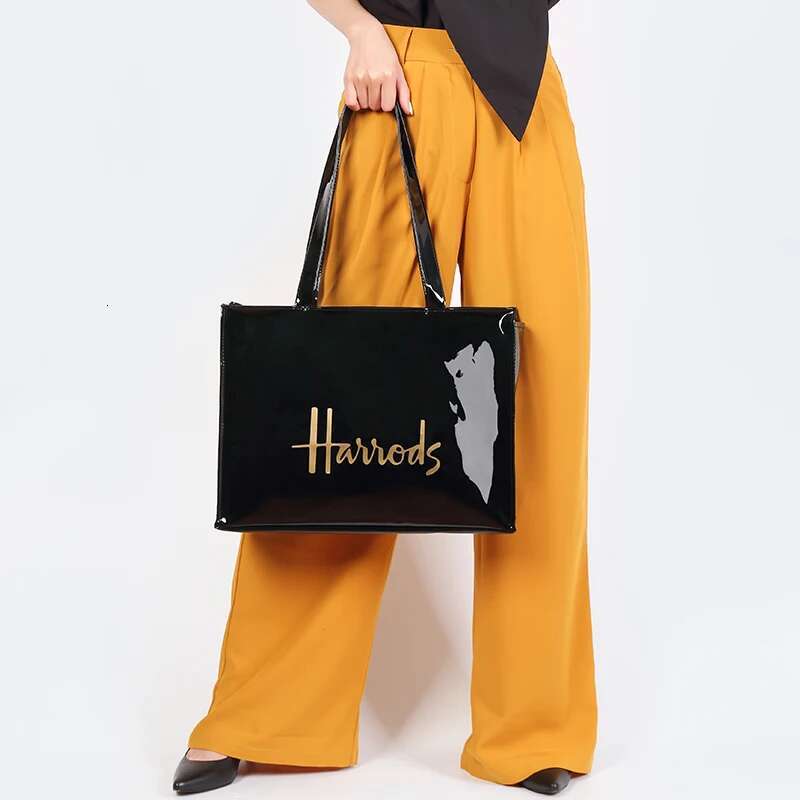 Simple And Stylish PVC Reusable Shopping Bag Brand Eco-friendly Handbag Shopping Bag Large Waterproof Summer Beach Designer Handbag