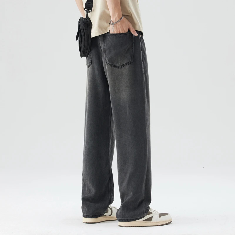 2025 SpringSummer Mens Retro Jeans Thin and Comfortable Lyocell Fabric Straight Soft Korean Fashion Casual Loose Denim Trouser 250326