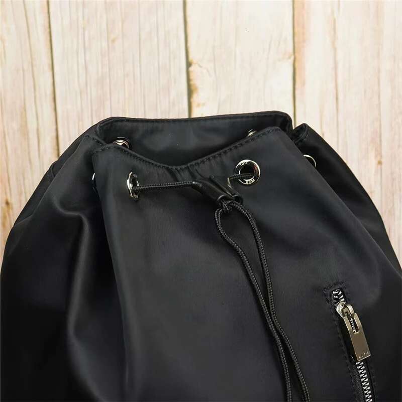 Hot Ins All Seasons 1017 Alyx 9Sm Backpacks Men Women Black Outdoor Travel Metal Socket Letter Zipper Opening Nylon Bags