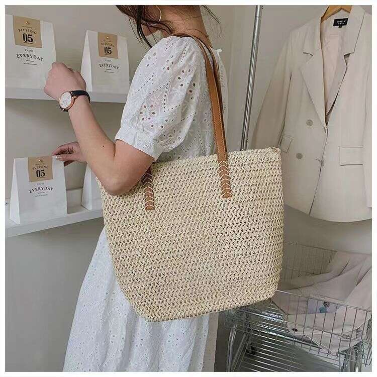 Grass bags for vacation, summer woven bags, large capacity female students, one shoulder portable casual French tote bag