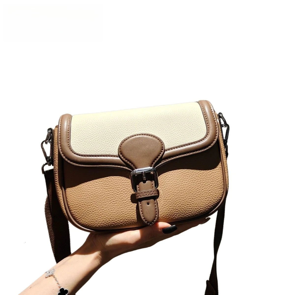 New Hit Color Retro Stylish Small Saddle First Layer Cow Leather Women Crossbody Wide Strap Ladies Shoulder Bag