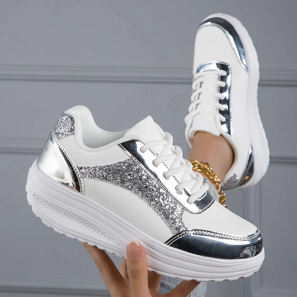 Designer Shoes Light Luxury Sports Shoes Metallic Color Casual Vulcanized Sports Fashionable White Women's Flat Shoes Summer Breathable Shoes Wom