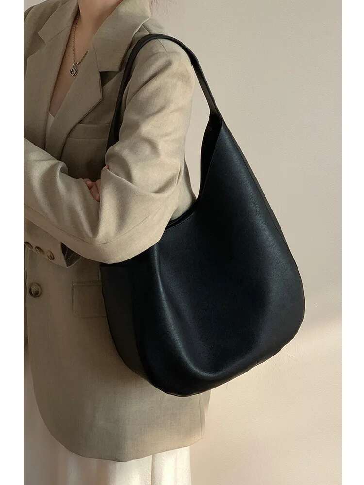 FIRMRANCH Elegant Simple Design Women's Commuter Large Capacity Shoulder Bag Tote High Quality Cowhide Leather Underarm Purse