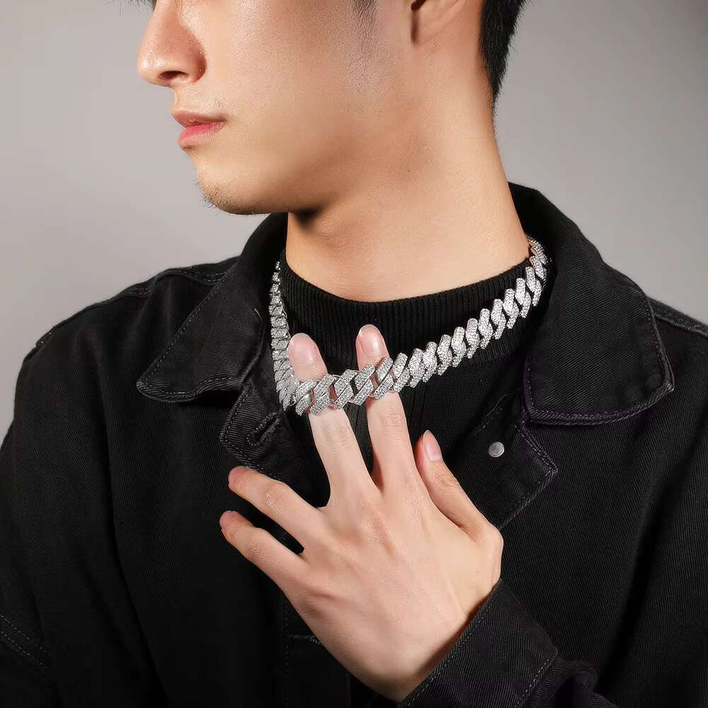 Custom Name 20mm Zircon Cuban Necklace Hiphop Diamond Wholesale Fashion Jewelry Necklace Light Luxury Hip Hop Necklace