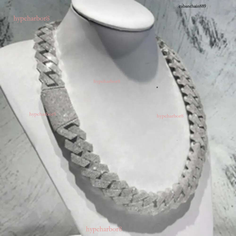 Custom Hop Mossanite Necklace Jewelry VVS Hip hop Sterg Sier Def 20Mm Dia Moissanite 14K Rose Plated Pendant Cuban k Chain