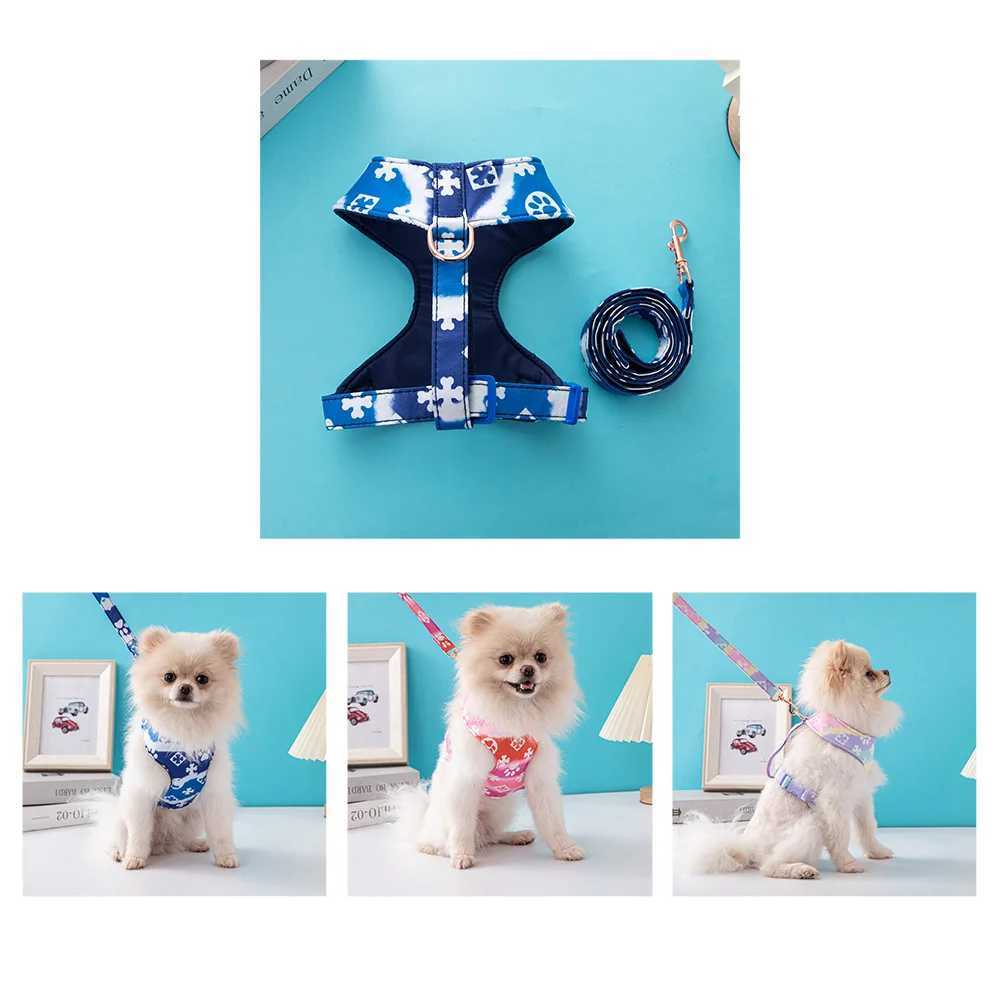 New hot selling 2023 outdoor dog walking straps and belt accessories for winter warmth Pomeranian small dog collars and dog supplies X250326