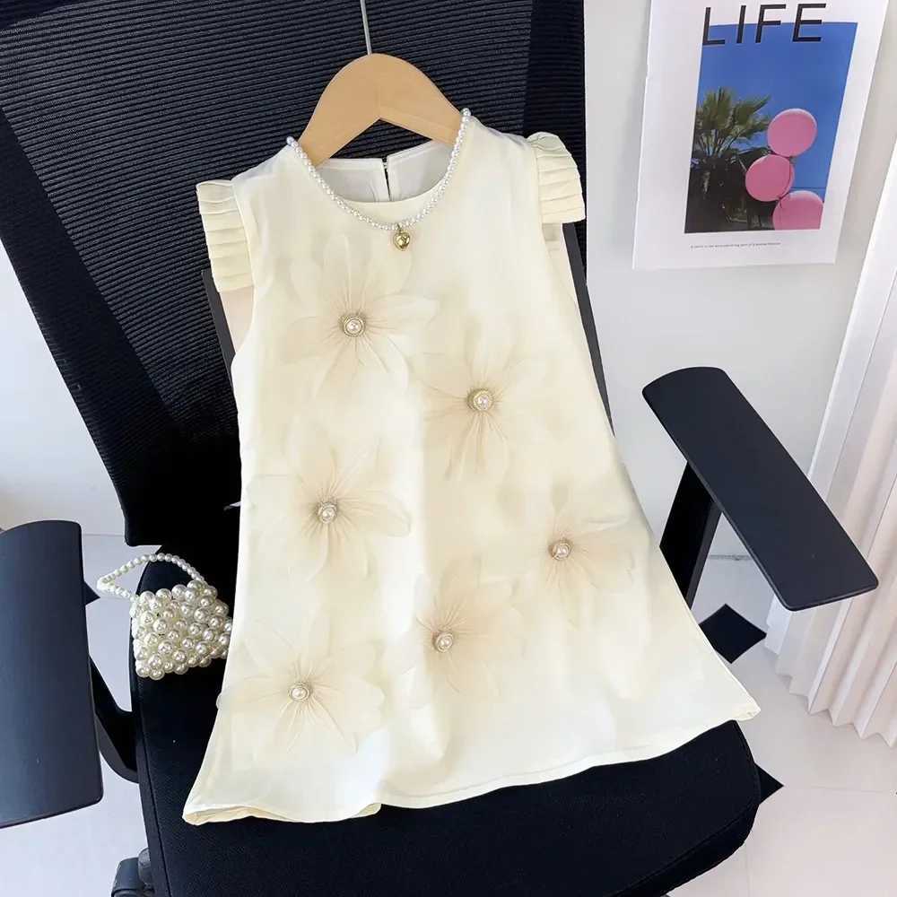 Bear collar sleeves 2-7-year-old childrens wedding birthday Par clothing summer girl princess beige 3D flower bed top W250326
