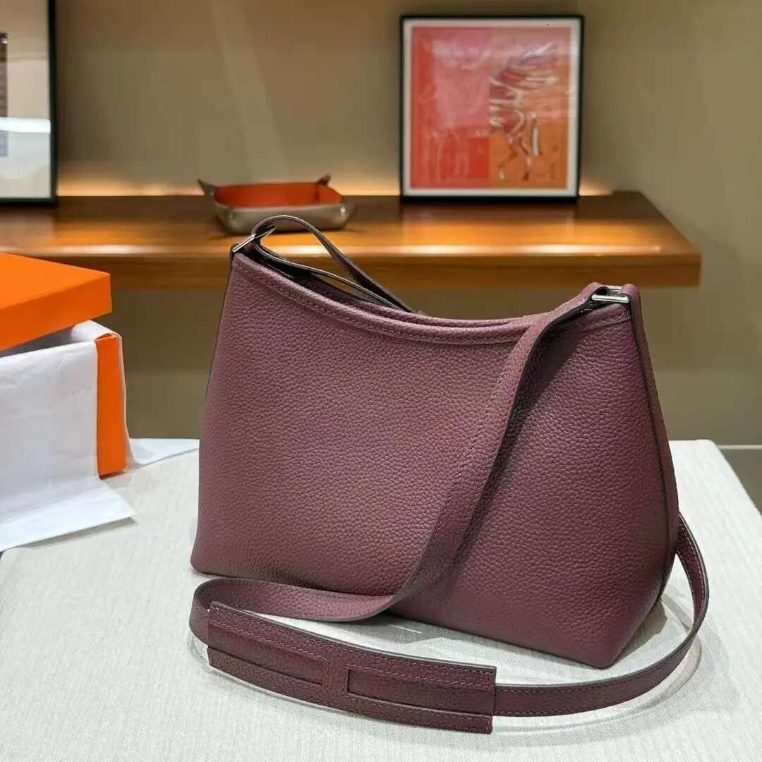Brand Design Fashion Lychee Pattern Genuine Leather Bucket Bag 2024 High Quality Cowhide Shoulder Handbags For Women