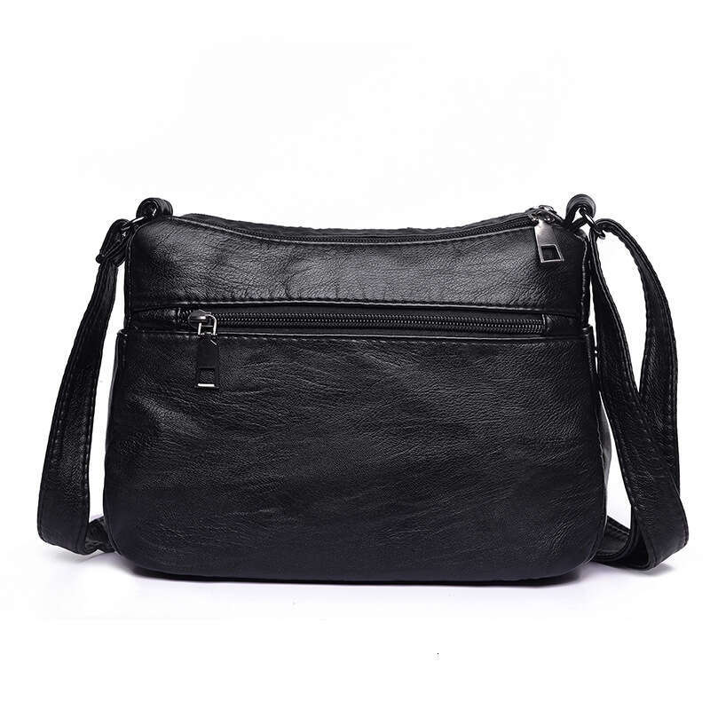 Single Shoulder Mom's 2020 New Washed Soft Leather Women's Large Capacity Middle aged and Elderly Crossbody Bag
