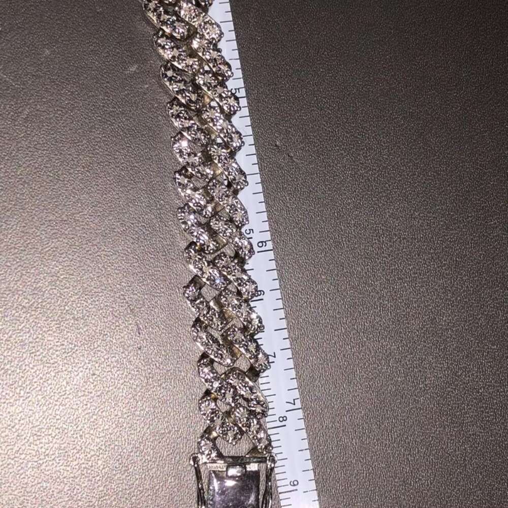 Customizable Iced Out VVS Moissanite Diamond 12MM Cuban Link Chain in 925 Sterling Silver Hiphop Moissanite Cuban Chain