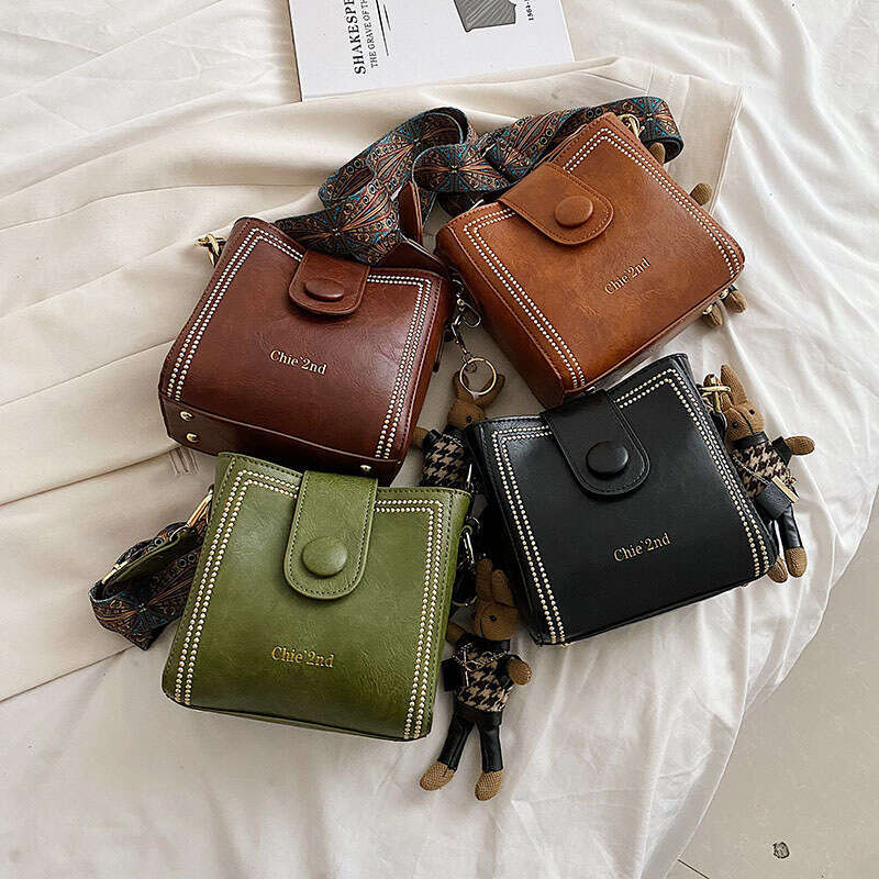 14 Bag women's trendy single shoulder crossbody 2024 new fashion versatile niche design bucket bag