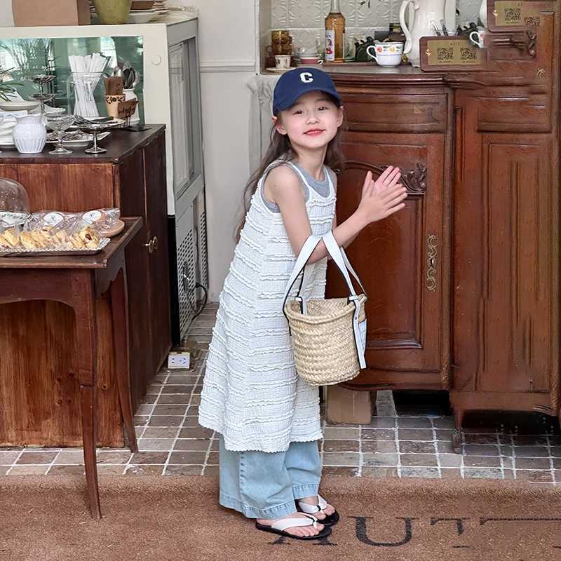 Childrens clothing girl sleeveless dress 2024 summer new fashion mid length lace solid color casual princess slippers W250326