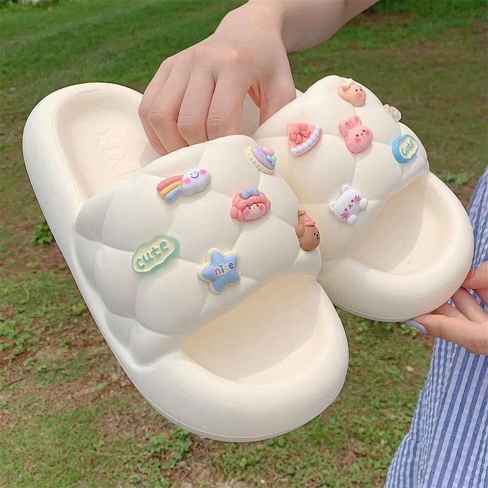 2025 Summer New Cute Animal Decoration Thick Bottom Single Strap Women's Designer Fashion Slippers Slide Bathroom Outdoor Beach Indoor Sandals Su