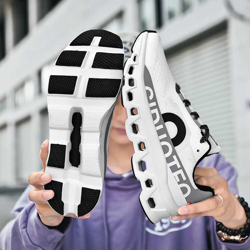 Top quality Brand High Quality New Style Free Delivery Designer Mens breathable running Fashion cushioning Running Sports trendy shoes corn sole Road 
