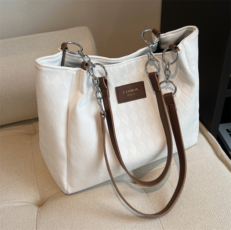 Free Shipping 2025 New Designer Bag Fashion Commuter High Quality Large Capacity Tote Bag Crossbody Bag Handheld Shoulder Bag for women