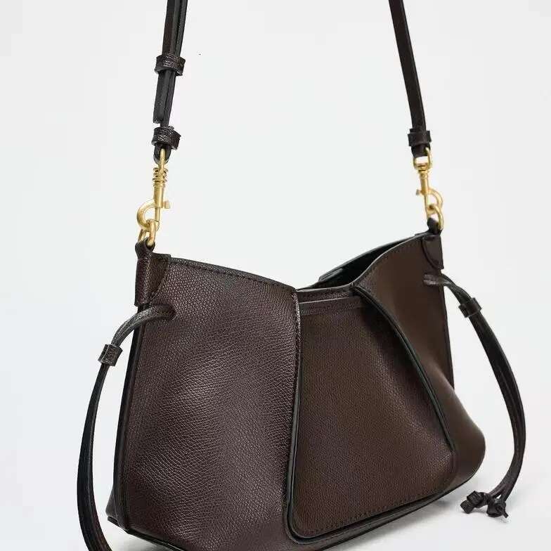 Designer Women Shoulder Versatile Retro Diagonal Crossbody Horn Bag Purse And Handbags Lady Bags Bolsos De Mujer