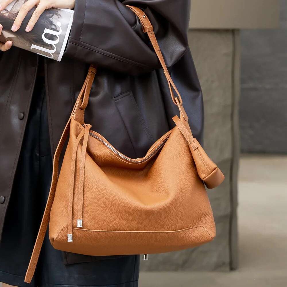 The First Layer Of Cowhide Large Capacity Leather Shoulder Women Fashion Crossbody Bag 2025 New Bags