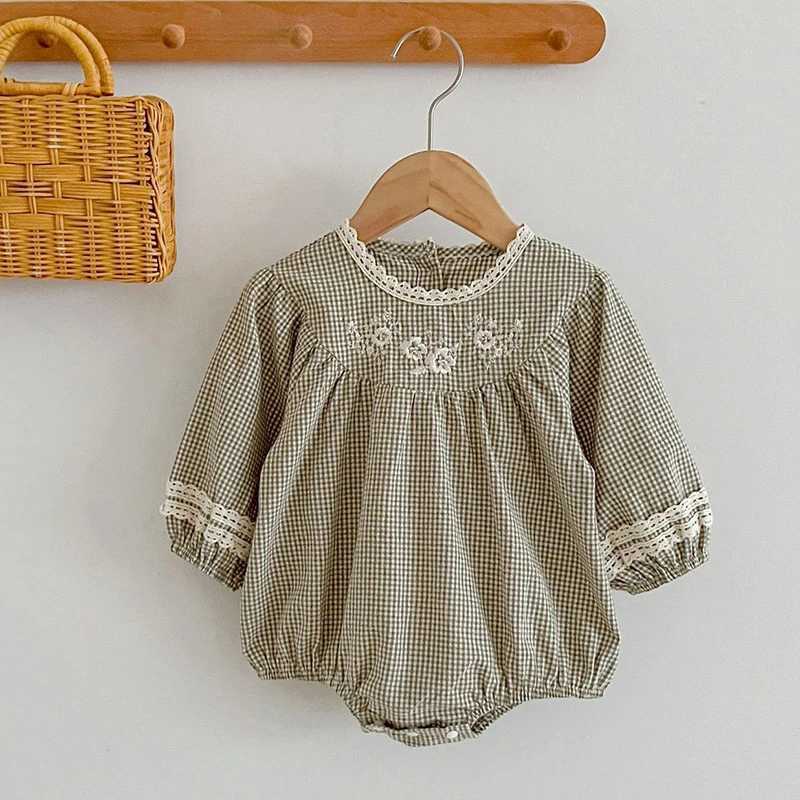 Autumn and Spring Baby Par Dress Long Sleeve Cotton Plaid Embroidery sisters Dress Childrens Princess Dress Baby Girls Pants W250326
