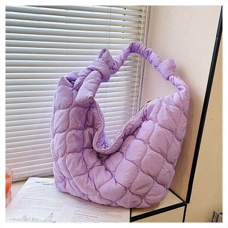 2024 new pleated cloud unisex diagonal shoulder with large capacity tote bag for women